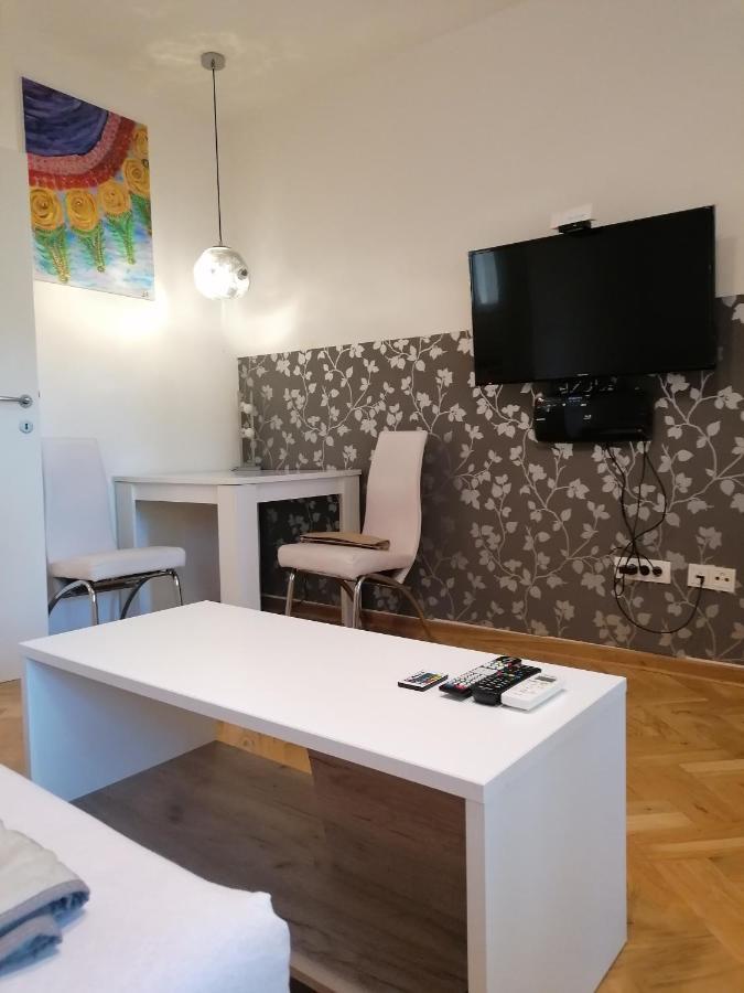 Natasa Apartment Belgrad Exterior foto